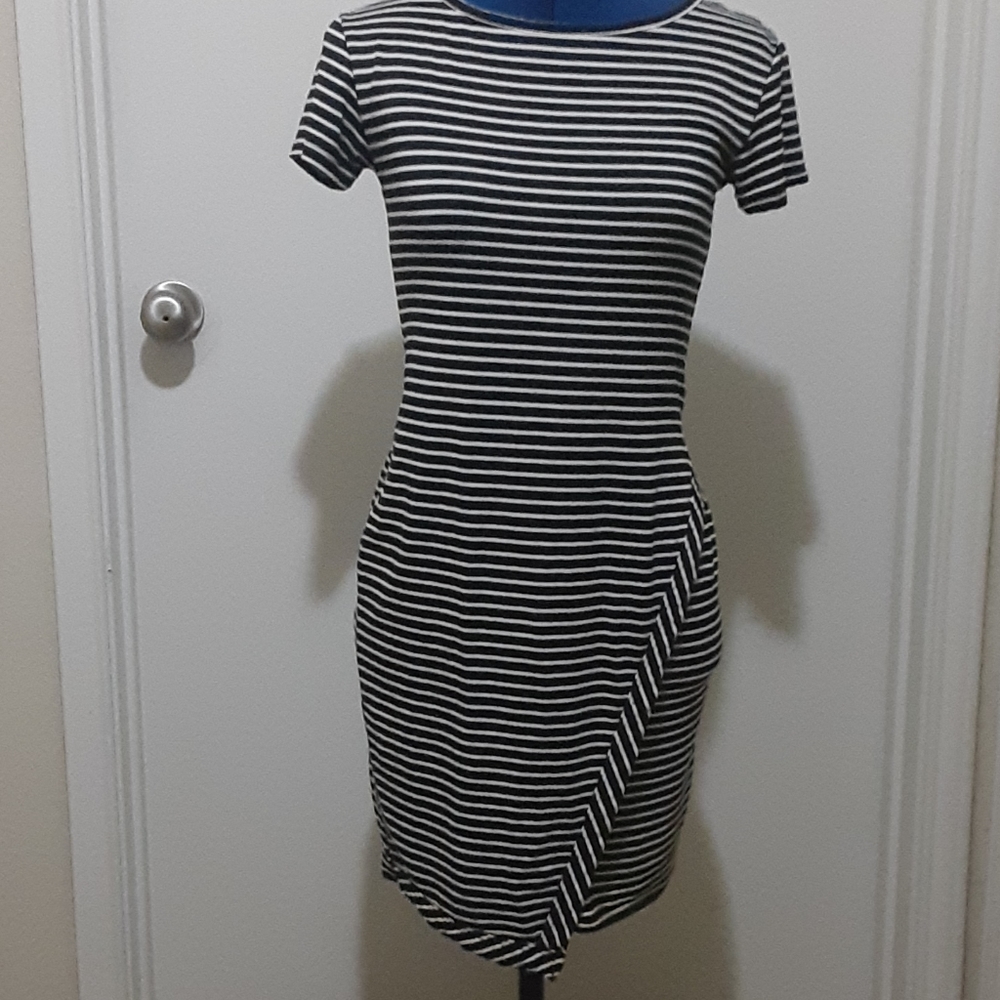 Loveappella stripped dress
